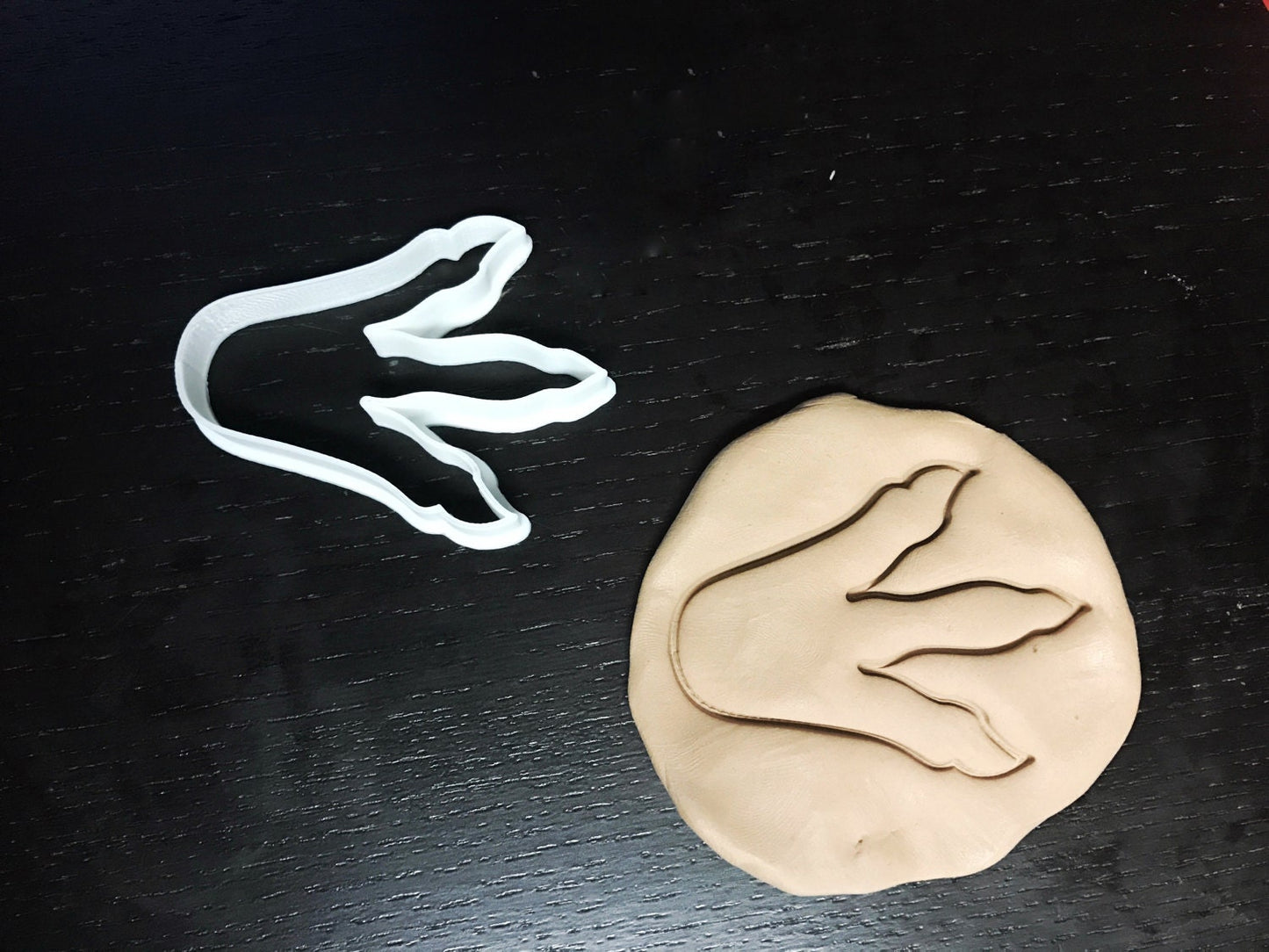 T-rex footprint cookie cutter, T-rex, dinosaur, bake, cake, party, cookie, sugar