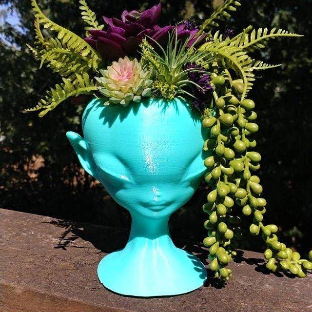ufo plant pot AboveTheSpell X Meow3D Alien planter, Area 51, Extraterrestrial, ufo