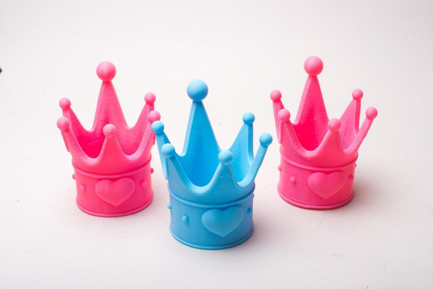 crown pen holder - 1